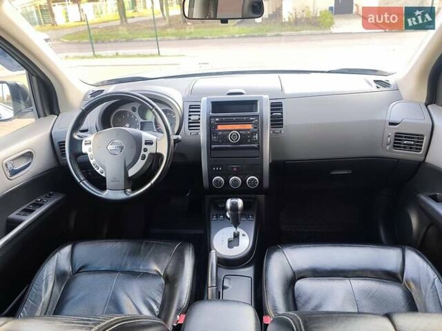 Сірий Ніссан ІксТрейл, об'ємом двигуна 2.5 л та пробігом 132 тис. км за 8900 $, фото 32 на Automoto.ua