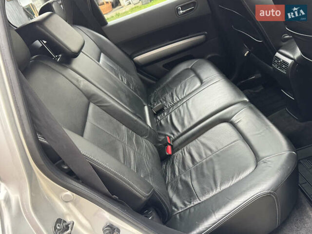Сірий Ніссан ІксТрейл, об'ємом двигуна 2 л та пробігом 228 тис. км за 10250 $, фото 26 на Automoto.ua