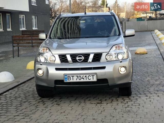 Сірий Ніссан ІксТрейл, об'ємом двигуна 2.5 л та пробігом 132 тис. км за 8900 $, фото 26 на Automoto.ua
