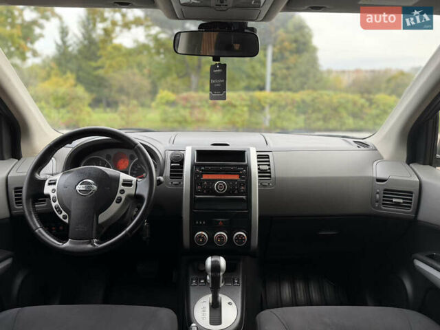 Серый Ниссан ИксТрейл, объемом двигателя 2 л и пробегом 240 тыс. км за 7600 $, фото 50 на Automoto.ua