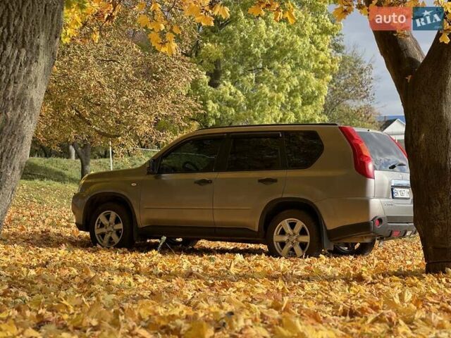 Сірий Ніссан ІксТрейл, об'ємом двигуна 2 л та пробігом 238 тис. км за 9400 $, фото 15 на Automoto.ua