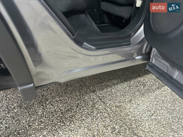 Серый Ниссан ИксТрейл, объемом двигателя 2 л и пробегом 262 тыс. км за 8900 $, фото 34 на Automoto.ua