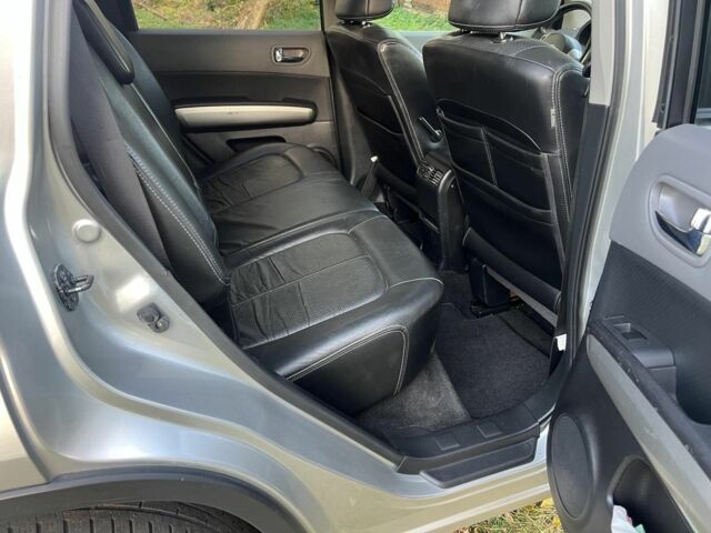 Серый Ниссан ИксТрейл, объемом двигателя 1.2 л и пробегом 260 тыс. км за 5800 $, фото 3 на Automoto.ua