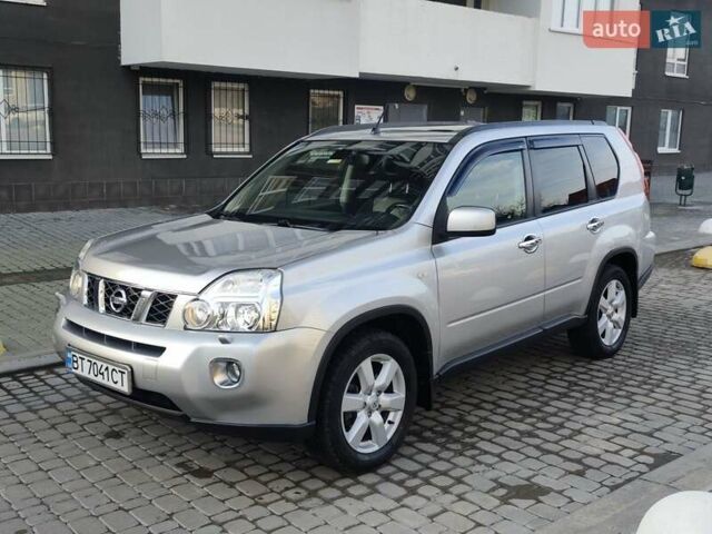 Сірий Ніссан ІксТрейл, об'ємом двигуна 2.5 л та пробігом 132 тис. км за 8900 $, фото 6 на Automoto.ua