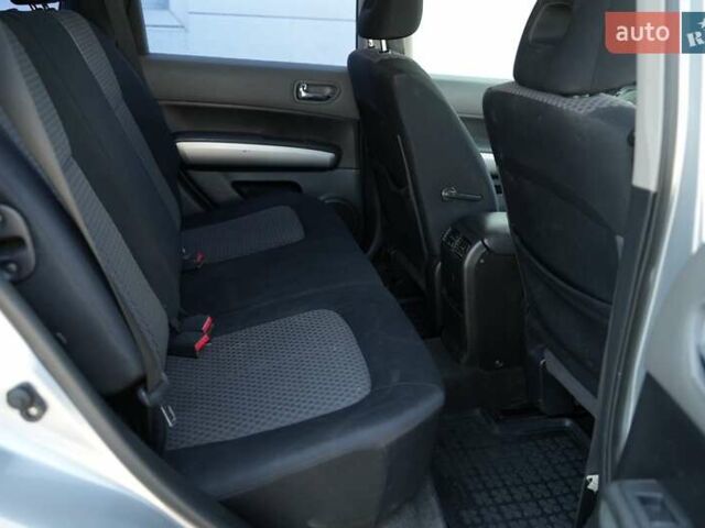 Сірий Ніссан ІксТрейл, об'ємом двигуна 2 л та пробігом 310 тис. км за 7900 $, фото 13 на Automoto.ua