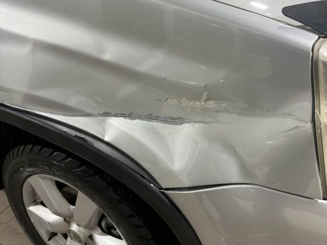 Сірий Ніссан ІксТрейл, об'ємом двигуна 2.5 л та пробігом 175 тис. км за 7600 $, фото 7 на Automoto.ua