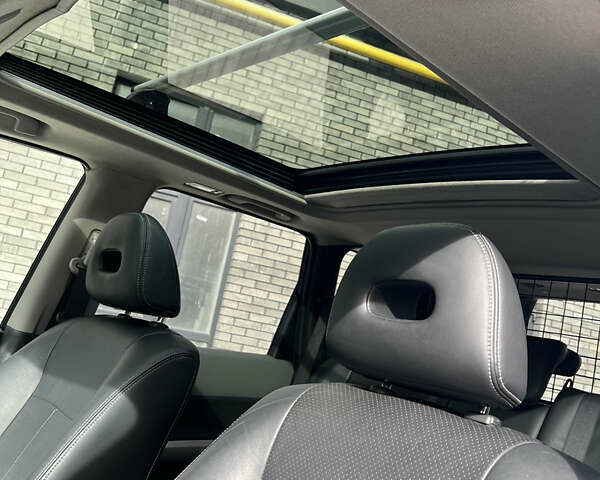 Серый Ниссан ИксТрейл, объемом двигателя 2 л и пробегом 229 тыс. км за 10100 $, фото 22 на Automoto.ua