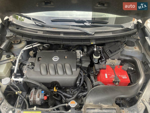 Серый Ниссан ИксТрейл, объемом двигателя 2 л и пробегом 213 тыс. км за 7200 $, фото 16 на Automoto.ua