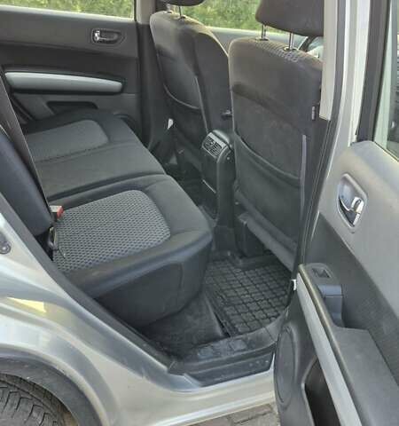 Серый Ниссан ИксТрейл, объемом двигателя 2 л и пробегом 172 тыс. км за 8500 $, фото 13 на Automoto.ua