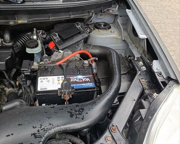 Ниссан ИксТрейл 2008 в Кропивницком (Кировограде) на Automoto.ua Серый Ниссан ИксТрейл, объемом двигателя 2 л и пробегом 245 тыс. км за 8200 $, фото 14 на Automoto.ua