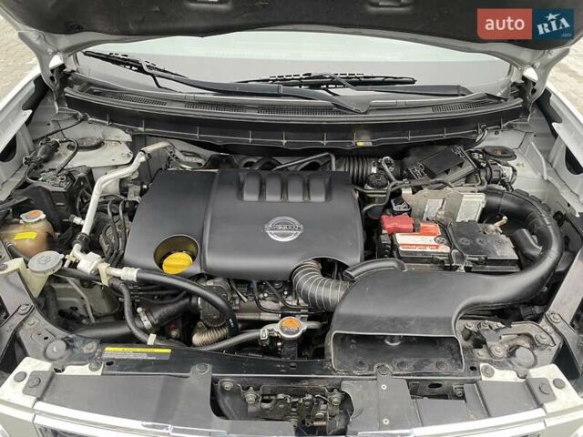 Серый Ниссан ИксТрейл, объемом двигателя 2 л и пробегом 235 тыс. км за 9500 $, фото 17 на Automoto.ua
