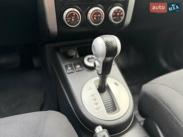 Серый Ниссан ИксТрейл, объемом двигателя 2 л и пробегом 240 тыс. км за 7600 $, фото 41 на Automoto.ua