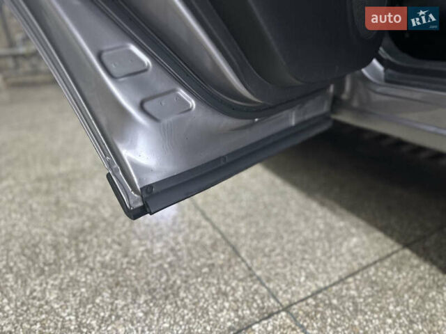 Серый Ниссан ИксТрейл, объемом двигателя 2 л и пробегом 262 тыс. км за 8900 $, фото 24 на Automoto.ua