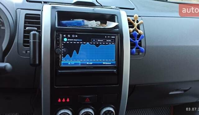 Серый Ниссан ИксТрейл, объемом двигателя 2 л и пробегом 220 тыс. км за 9800 $, фото 16 на Automoto.ua