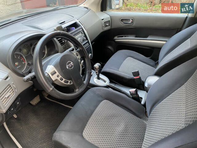 Серый Ниссан ИксТрейл, объемом двигателя 2 л и пробегом 213 тыс. км за 7200 $, фото 15 на Automoto.ua