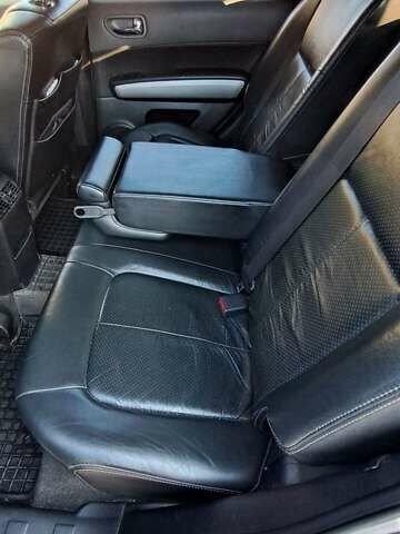 Сірий Ніссан ІксТрейл, об'ємом двигуна 2.49 л та пробігом 327 тис. км за 12000 $, фото 15 на Automoto.ua