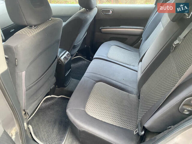 Серый Ниссан ИксТрейл, объемом двигателя 2 л и пробегом 213 тыс. км за 7200 $, фото 14 на Automoto.ua