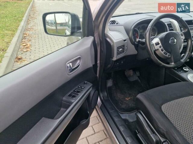 Сірий Ніссан ІксТрейл, об'ємом двигуна 2 л та пробігом 212 тис. км за 9900 $, фото 20 на Automoto.ua
