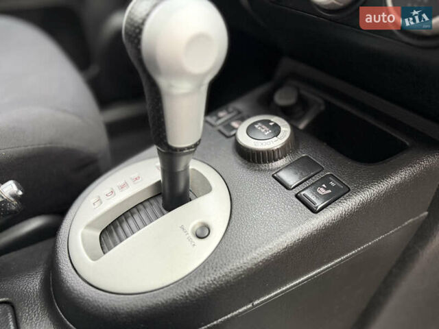 Серый Ниссан ИксТрейл, объемом двигателя 2 л и пробегом 240 тыс. км за 7600 $, фото 64 на Automoto.ua