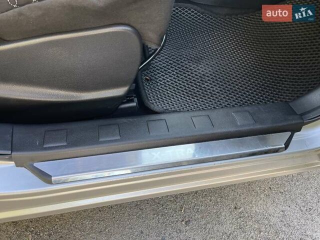 Серый Ниссан ИксТрейл, объемом двигателя 2.49 л и пробегом 195 тыс. км за 9800 $, фото 31 на Automoto.ua