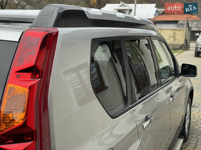 Сірий Ніссан ІксТрейл, об'ємом двигуна 2 л та пробігом 228 тис. км за 10250 $, фото 57 на Automoto.ua