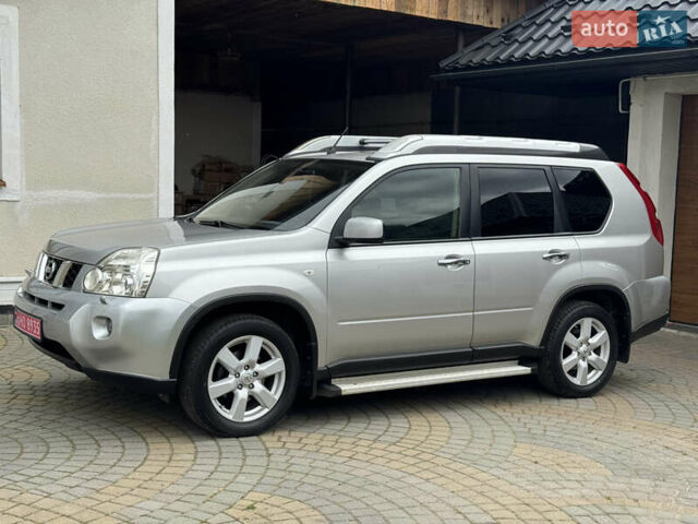 Сірий Ніссан ІксТрейл, об'ємом двигуна 2 л та пробігом 228 тис. км за 10250 $, фото 35 на Automoto.ua