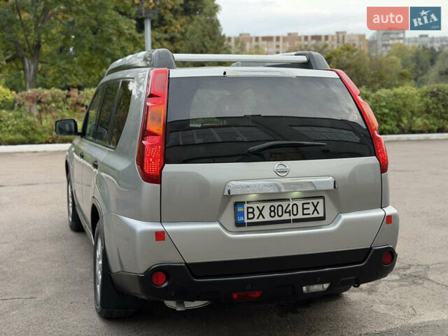 Серый Ниссан ИксТрейл, объемом двигателя 2 л и пробегом 240 тыс. км за 7600 $, фото 30 на Automoto.ua