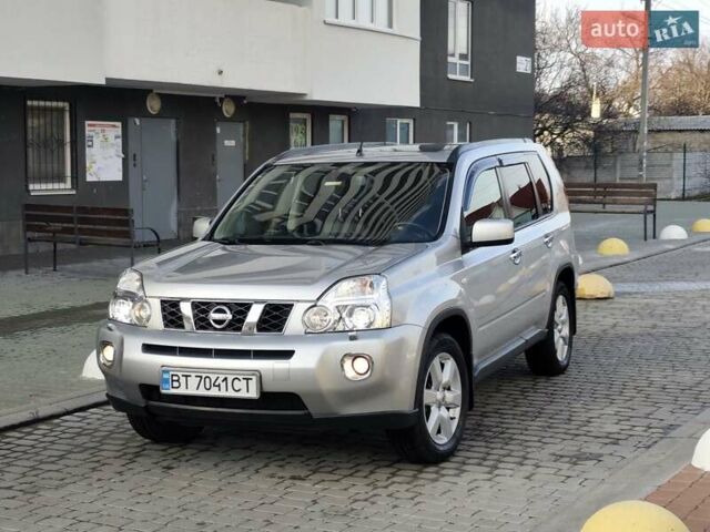 Сірий Ніссан ІксТрейл, об'ємом двигуна 2.5 л та пробігом 132 тис. км за 8900 $, фото 20 на Automoto.ua