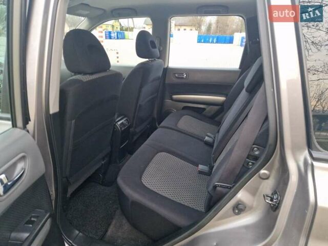 Сірий Ніссан ІксТрейл, об'ємом двигуна 2 л та пробігом 212 тис. км за 9900 $, фото 21 на Automoto.ua