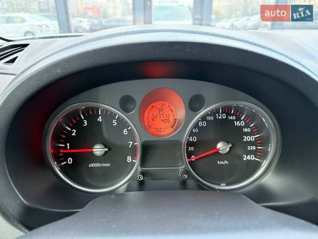 Серый Ниссан ИксТрейл, объемом двигателя 2.49 л и пробегом 327 тыс. км за 10890 $, фото 18 на Automoto.ua