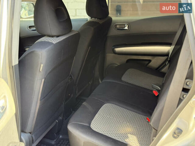 Серый Ниссан ИксТрейл, объемом двигателя 2 л и пробегом 199 тыс. км за 8800 $, фото 10 на Automoto.ua