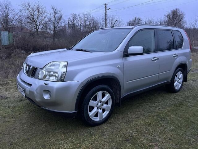 Серый Ниссан ИксТрейл, объемом двигателя 2 л и пробегом 256 тыс. км за 5799 $, фото 16 на Automoto.ua