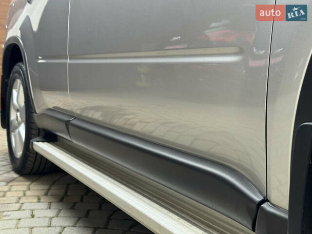 Сірий Ніссан ІксТрейл, об'ємом двигуна 2 л та пробігом 228 тис. км за 10250 $, фото 56 на Automoto.ua