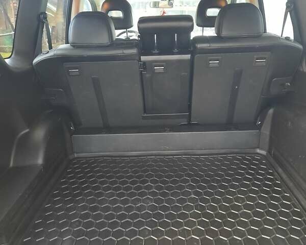 Серый Ниссан ИксТрейл, объемом двигателя 2 л и пробегом 285 тыс. км за 9000 $, фото 3 на Automoto.ua