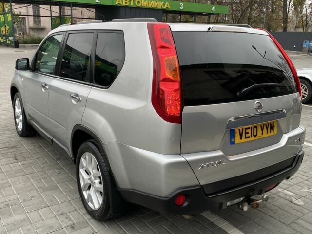 Серый Ниссан ИксТрейл, объемом двигателя 2.2 л и пробегом 189 тыс. км за 5350 $, фото 13 на Automoto.ua