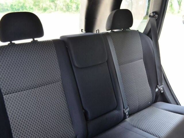 Серый Ниссан ИксТрейл, объемом двигателя 2 л и пробегом 317 тыс. км за 7000 $, фото 7 на Automoto.ua