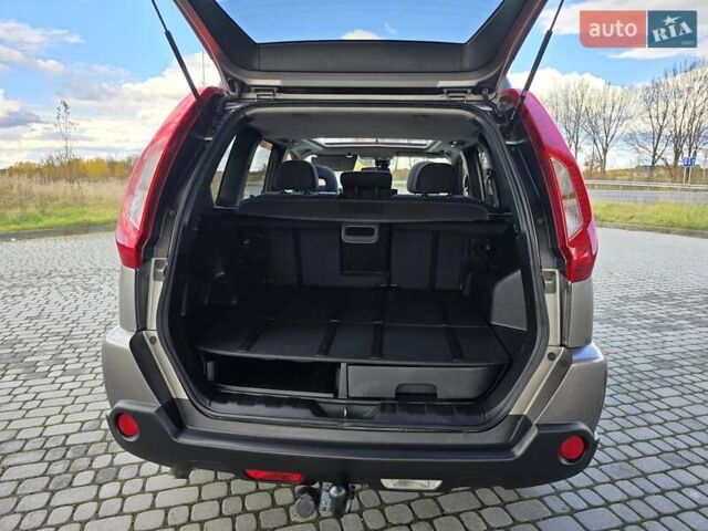 Ниссан ИксТрейл 2010 в Калуше на Automoto.ua Серый Ниссан ИксТрейл, объемом двигателя 2 л и пробегом 245 тыс. км за 11999 $, фото 48 на Automoto.ua