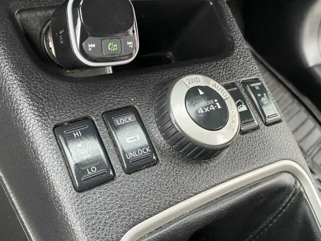 Серый Ниссан ИксТрейл, объемом двигателя 2.2 л и пробегом 189 тыс. км за 5350 $, фото 18 на Automoto.ua