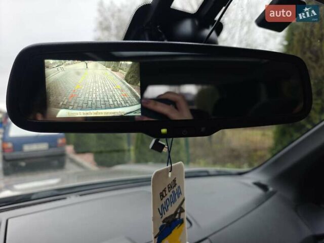 Серый Ниссан ИксТрейл, объемом двигателя 2 л и пробегом 179 тыс. км за 11500 $, фото 3 на Automoto.ua