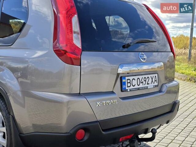Ниссан ИксТрейл 2010 в Калуше на Automoto.ua Серый Ниссан ИксТрейл, объемом двигателя 2 л и пробегом 245 тыс. км за 11999 $, фото 19 на Automoto.ua