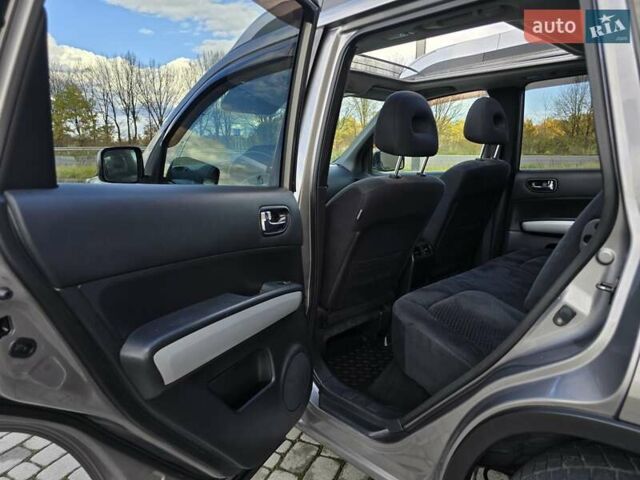 Ниссан ИксТрейл 2010 в Калуше на Automoto.ua Серый Ниссан ИксТрейл, объемом двигателя 2 л и пробегом 245 тыс. км за 11999 $, фото 45 на Automoto.ua