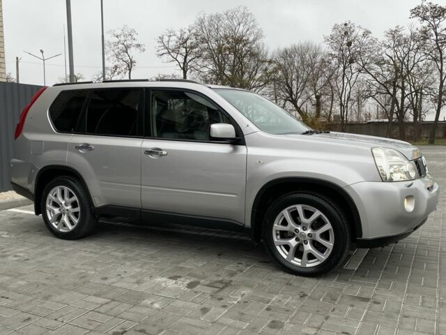 Серый Ниссан ИксТрейл, объемом двигателя 2.2 л и пробегом 189 тыс. км за 5350 $, фото 7 на Automoto.ua