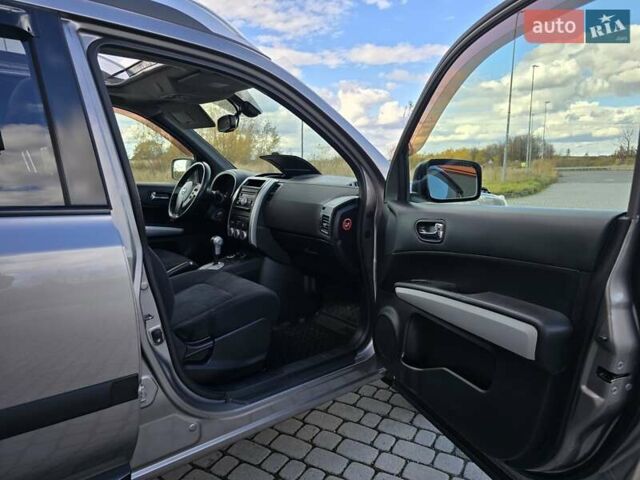 Ниссан ИксТрейл 2010 в Калуше на Automoto.ua Серый Ниссан ИксТрейл, объемом двигателя 2 л и пробегом 245 тыс. км за 11999 $, фото 39 на Automoto.ua