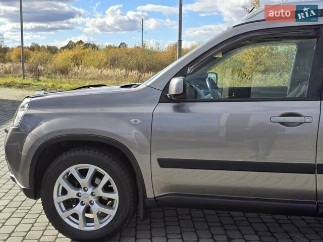 Ниссан ИксТрейл 2010 в Калуше на Automoto.ua Серый Ниссан ИксТрейл, объемом двигателя 2 л и пробегом 245 тыс. км за 11999 $, фото 21 на Automoto.ua