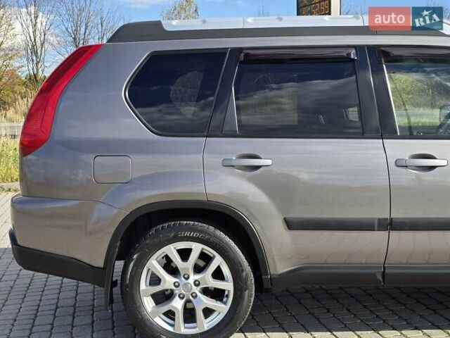 Ниссан ИксТрейл 2010 в Калуше на Automoto.ua Серый Ниссан ИксТрейл, объемом двигателя 2 л и пробегом 245 тыс. км за 11999 $, фото 17 на Automoto.ua