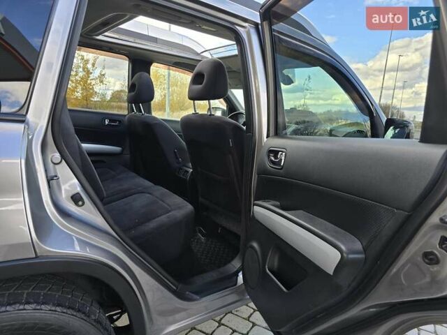 Ниссан ИксТрейл 2010 в Калуше на Automoto.ua Серый Ниссан ИксТрейл, объемом двигателя 2 л и пробегом 245 тыс. км за 11999 $, фото 43 на Automoto.ua