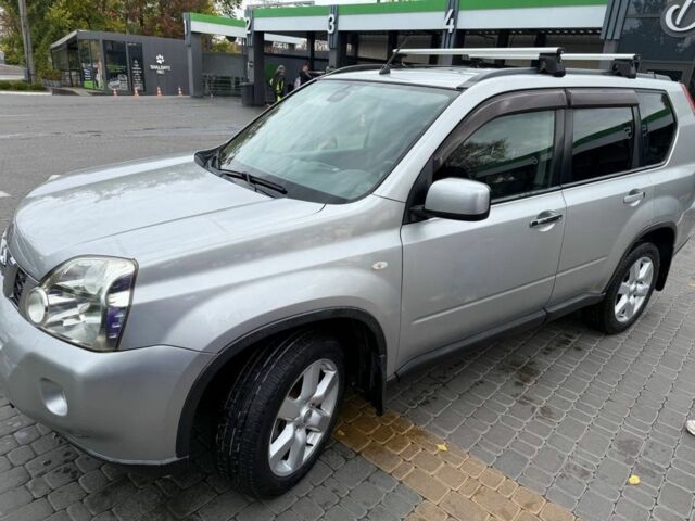 Ниссан ИксТрейл 2010 в Харькове на Automoto.ua Серый Ниссан ИксТрейл, объемом двигателя 0 л и пробегом 290 тыс. км за 6998 $, фото 5 на Automoto.ua