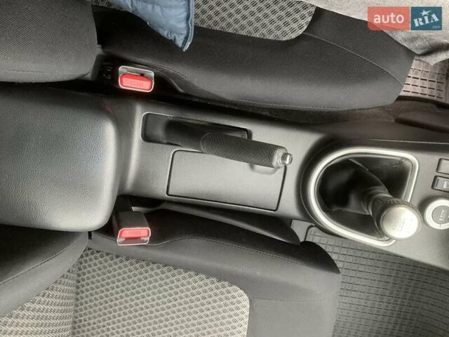 Ниссан ИксТрейл 2010 в Дубно на Automoto.ua Серый Ниссан ИксТрейл, объемом двигателя 2 л и пробегом 231 тыс. км за 12200 $, фото 16 на Automoto.ua