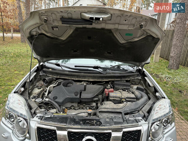 Серый Ниссан ИксТрейл, объемом двигателя 2.49 л и пробегом 199 тыс. км за 11700 $, фото 133 на Automoto.ua
