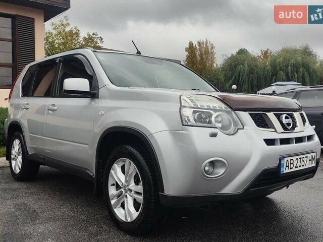 Сірий Ніссан ІксТрейл, об'ємом двигуна 2.49 л та пробігом 217 тис. км за 9990 $, фото 4 на Automoto.ua